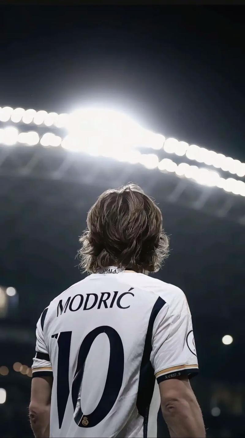 今日！东契奇+詹姆斯拒绝3连败，NBA湖人对阵国王，CCTV5不转，3大平台直播